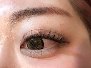 マツエク・マツパ デイジーラッシュ 大阪駅前第3ビルのマツエク・マツパデザイン