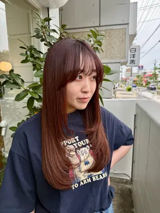 ロング カラー 角岡 真帆のヘアスタイル