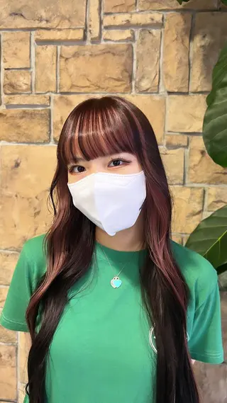 ミディアム 暖色ｶﾗｰ/ﾚｲﾔｰ ｶｯﾄ/Yunaのヘアスタイル