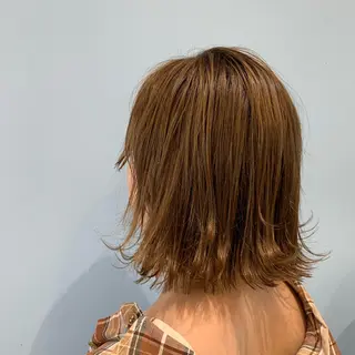 ミディアム カラー 小林 永佳のヘアスタイル