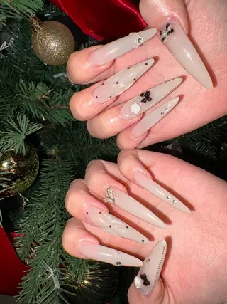 ネイル Rubyna HINAのネイルデザイン