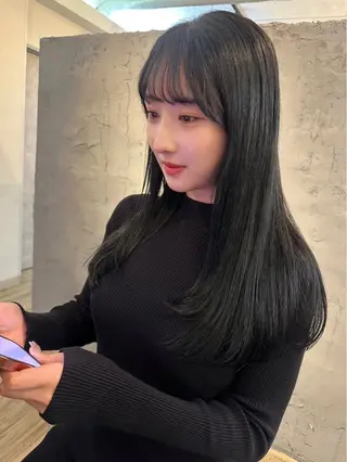 セミロング sato ayaka ｜透明感カラー🫧のヘアスタイル