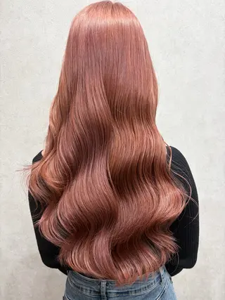 ロング maya レイヤーカットのヘアスタイル