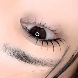 マツエク・マツパ Lowen 野原の眉毛・アイブロウイメージ