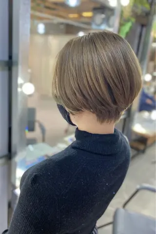 ショート カラー 菊地 紗矢のヘアスタイル