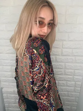 セミロング カラー 美髪矯正 髪質改善 羽田セイゴーのヘアスタイル