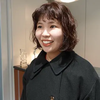 ショート カラー パーマ ヘアアレンジ 🌐サトウ リョウ🌐のヘアスタイル