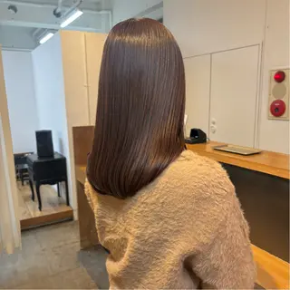 セミロング カラー mina / 透明感ベージュカラーのヘアスタイル