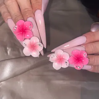 ネイル la vie  Luire所属・la vie Luire ｱｽｶのネイルデザイン