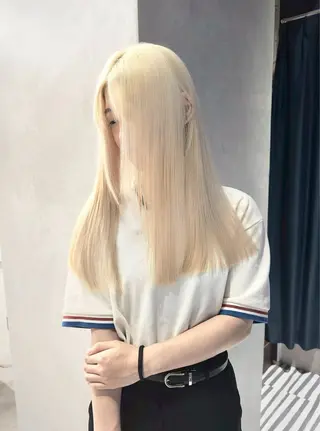 ロング カラー ホワイトカラー/梅田 ハイトーン/しんのヘアスタイル