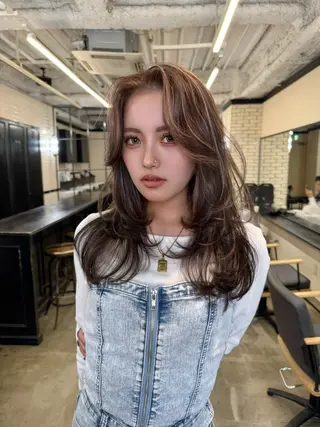 セミロング カラー 🕊️レイヤーカット 透明感カラー GOのヘアスタイル