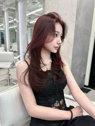 ロング kiti Sakaeのヘアスタイル