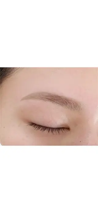 眉毛とまつげ専門店LEPIAおもろまち店所属・伊波 詩織のマツエク・マツパデザイン