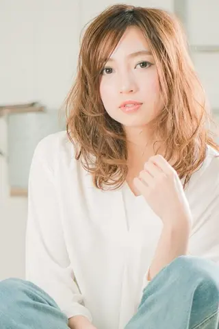 ミディアム パーマ 髪質改善ayame 横山諒のヘアスタイル