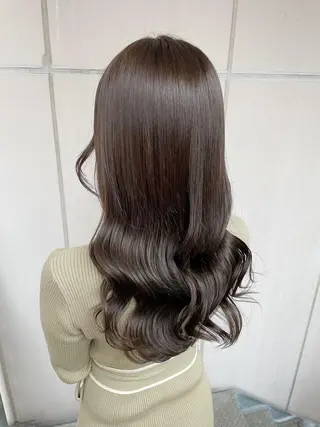 セミロング カラー TIGRE kamitoriのヘアスタイル