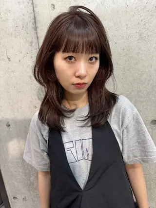 ミディアム カラー mood 髪質改善 ダブルカラーのヘアスタイル