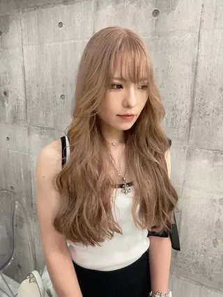 ロング カラー ヘアアレンジ メンズ のん🎀ハイトーン/ レイヤーカット🐳のヘアスタイル