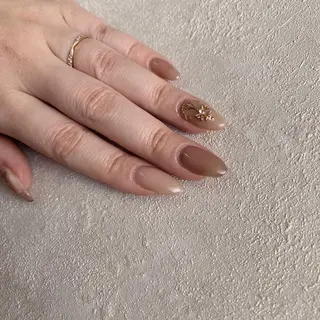 ネイル 小川 玲奈のネイルデザイン