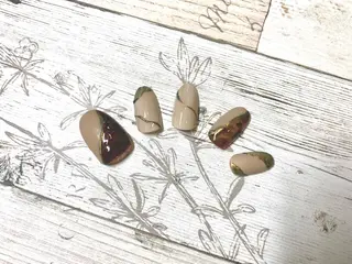 ネイル ku-to所属・林 志帆子【en2号店】のマツエク・マツパデザイン