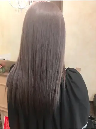 セミロング カラー 田井中 悠紀のヘアスタイル