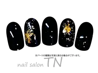 ネイル 矢川 まどかのネイルデザイン
