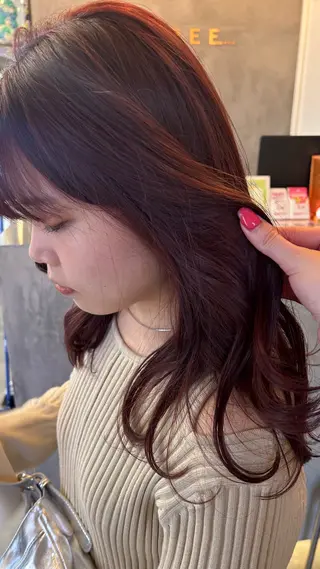 カラー 博多ブリーチ× 透明感/縮毛矯正のヘアスタイル