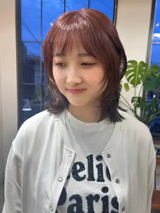 ミディアム SUNSUNSUN所属・SUNSUNSUN 斎藤天海のヘアスタイル