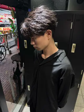ショート パーマ ヘアアレンジ メンズ メンズ専門 美容師✨ アメ村 堀江颯瑛のヘアスタイル