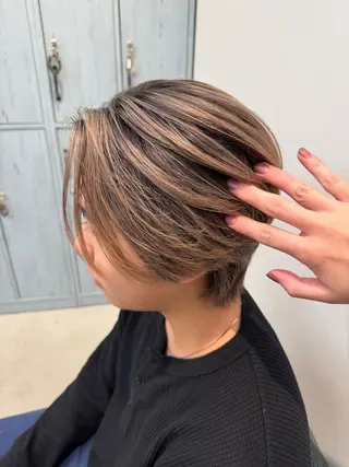 ショート メンズ ほの カラー特化/ ブリーチ/ボブのヘアスタイル