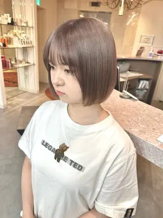ショート カラー ウルフとハイトーン みっちー✂️のヘアスタイル