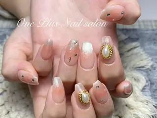 ネイル One Plus Nail Salonのネイルデザイン