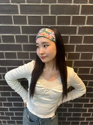 ロング レイヤー／マツエク 💋𝑨𝑵𝑵𝑨のヘアスタイル