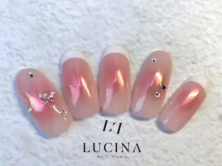 ネイル 新橋 ルキナ スタッフのネイルデザイン