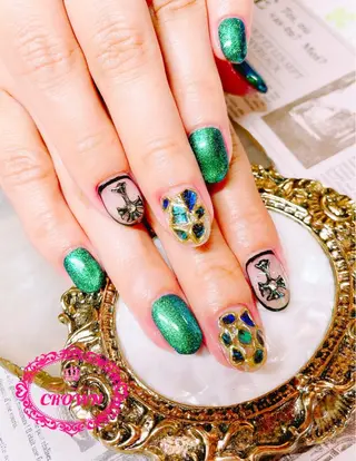 ネイル CROWN プライベートサロンのネイルデザイン