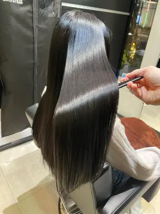 ロング カラー biscohair 髪にドラマを。のヘアスタイル