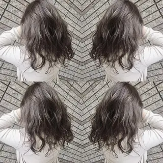 セミロング カラー N° jillva ♦️川端裕司♦️のヘアスタイル