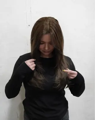 ロング 🪞透けヘア髪質改善 艶ベージュ/nagiのヘアスタイル