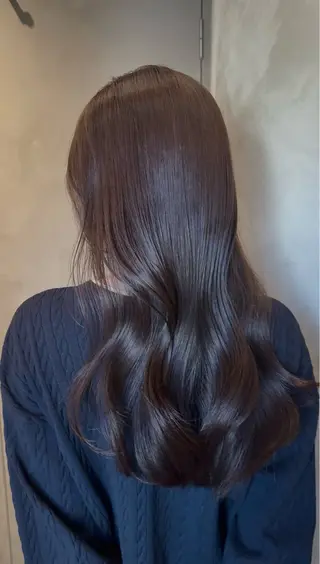 ロング L'EANE THE TOKYO所属・美顔形成カット｜青山 髪質改善｜三浦秀太郎のヘアスタイル