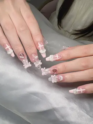 ネイル Lee Nailsのネイルデザイン