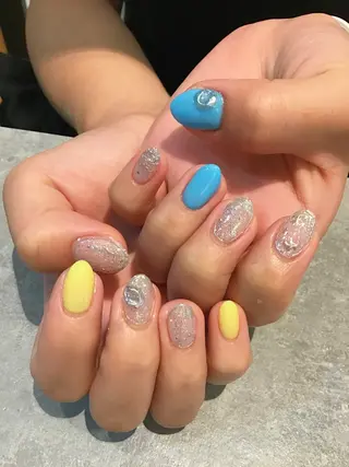 ネイル Nest 岩崎のネイルデザイン