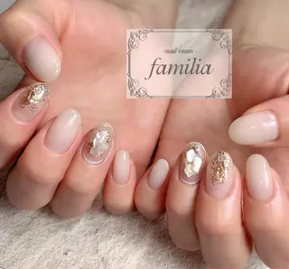 ネイル -nailroom- familiaのネイルデザイン