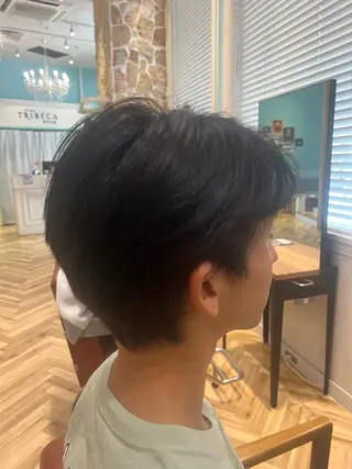 メンズ TRIBECA所属・岩波 寛悟のヘアスタイル