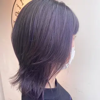 ミディアム カラー 川越 輝梨奈のヘアスタイル