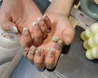 ミディアム m kaori𓃟のネイルデザイン