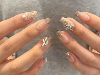 ネイル Plus 1st 朝日店所属・Plus 1st / Kotohaのネイルデザイン