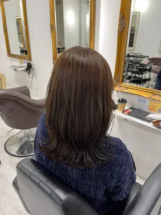 セミロング 松村 あづみのヘアスタイル