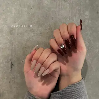 ネイル SHIORI 🤍のネイルデザイン