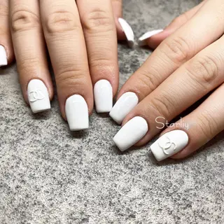 ネイル Starliy所属・~Starliy~ 三重県津市のネイルデザイン