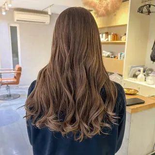 ロング カラー CLORE所属・甲斐 瑞稀のヘアスタイル