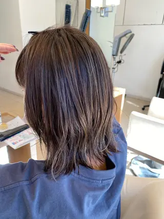 ミディアム 鈴木/ヘアアレンジ/ カット/グレイカラーのヘアスタイル